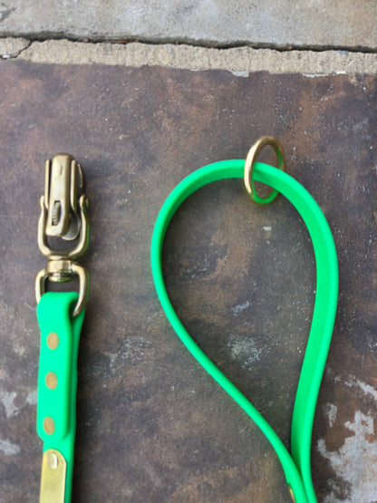 Short Handlers Lead — 32" Biothane with Brass Quick-Release Snap